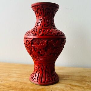 Red Cinnabar Vase
